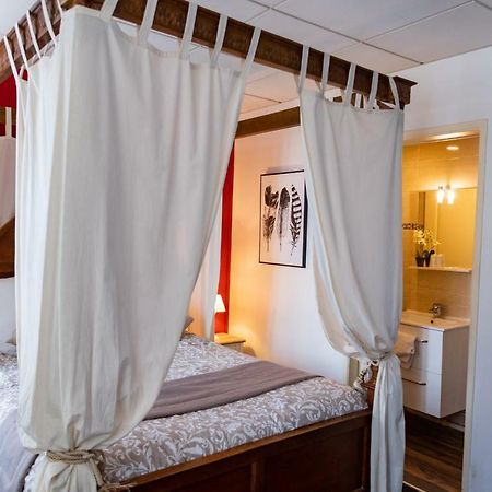 Hotel Henri IV Sully-sur-Loire Bagian luar foto