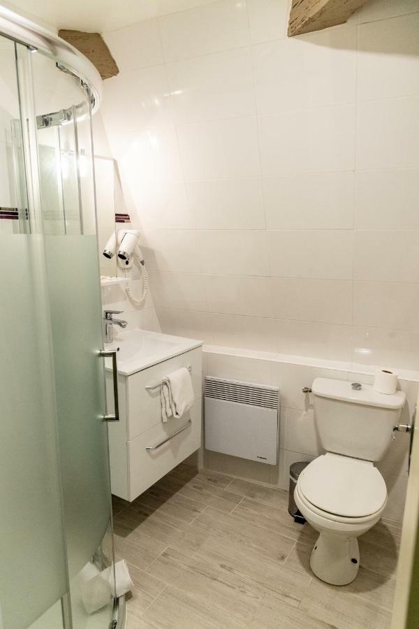 Hotel Henri IV Sully-sur-Loire Bagian luar foto