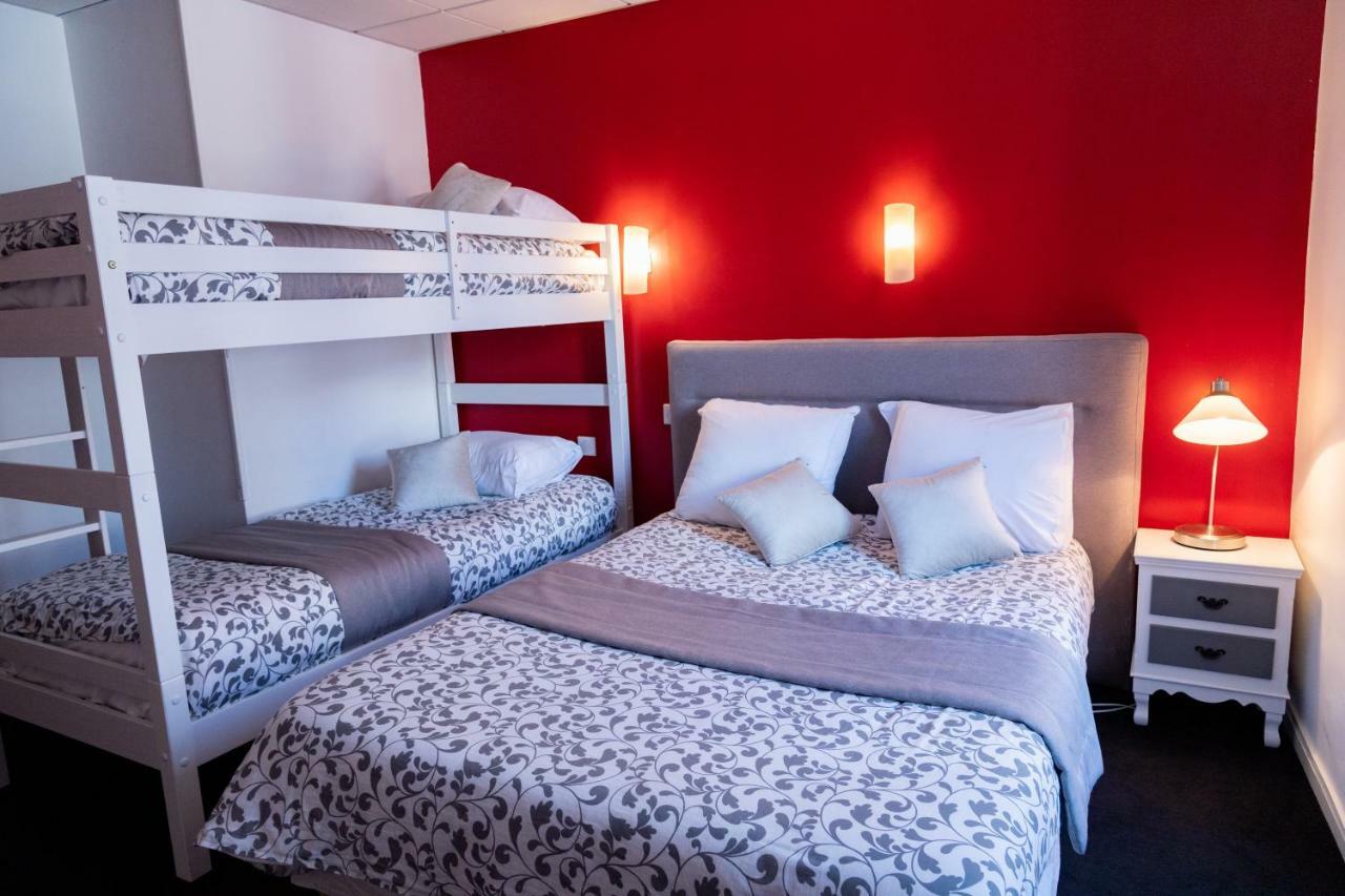 Hotel Henri IV Sully-sur-Loire Bagian luar foto