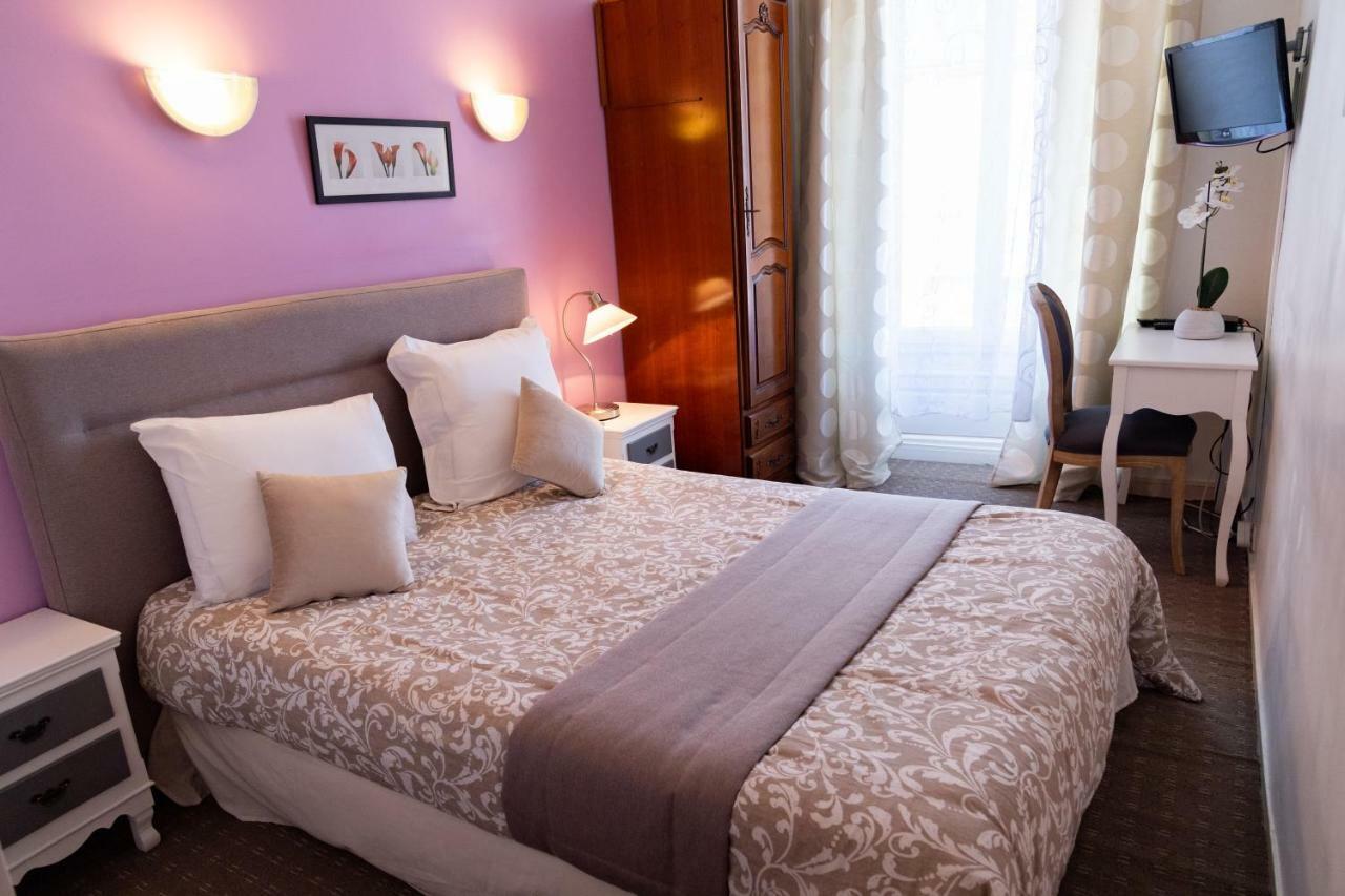 Hotel Henri IV Sully-sur-Loire Bagian luar foto