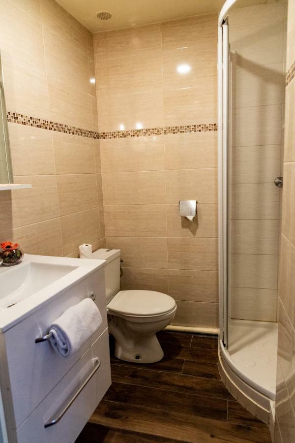 Hotel Henri IV Sully-sur-Loire Bagian luar foto